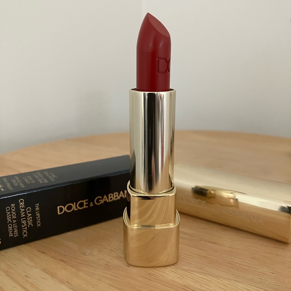 RARE DOLCE & GABBANA Full size LIPSTICK 630 Black magic